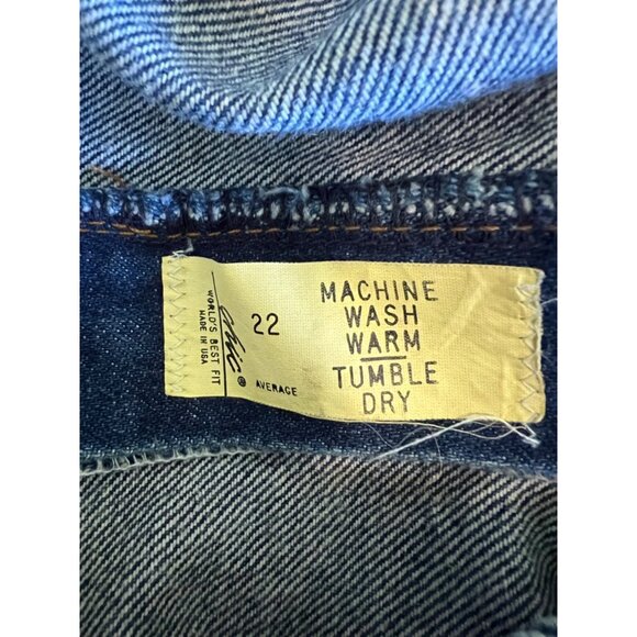 Vintage Chic Medium Wash High Waist Mom Jeans Made in USA Distressed Paint 22 - Picture 7 of 13